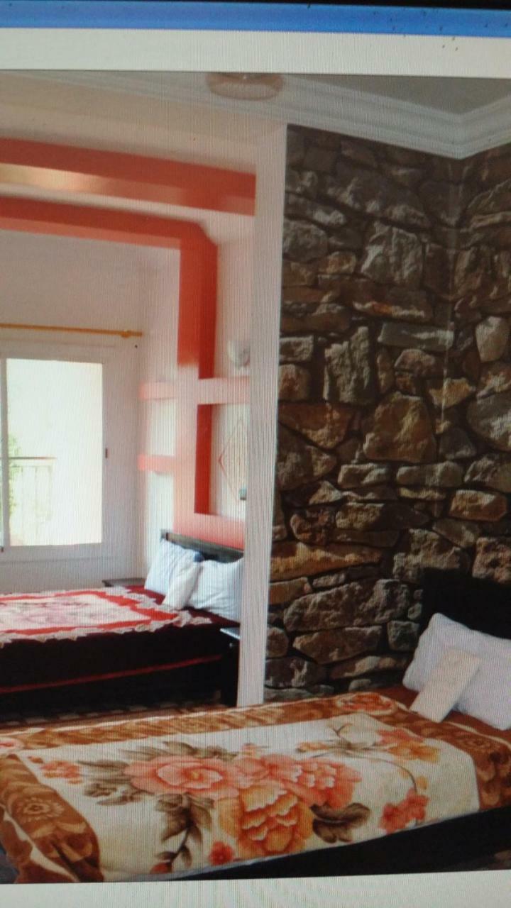 Auberge Bab Imouzer Tagherat Anekrim Exteriör bild